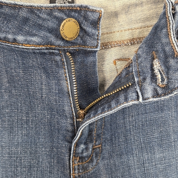 Calvin Klein Women's Low Rise Flare Blue Jeans Size 16 - Picture 6 of 13